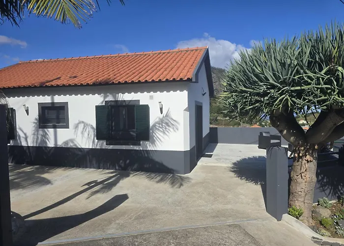 Casa Rosa * Porto da Cruz